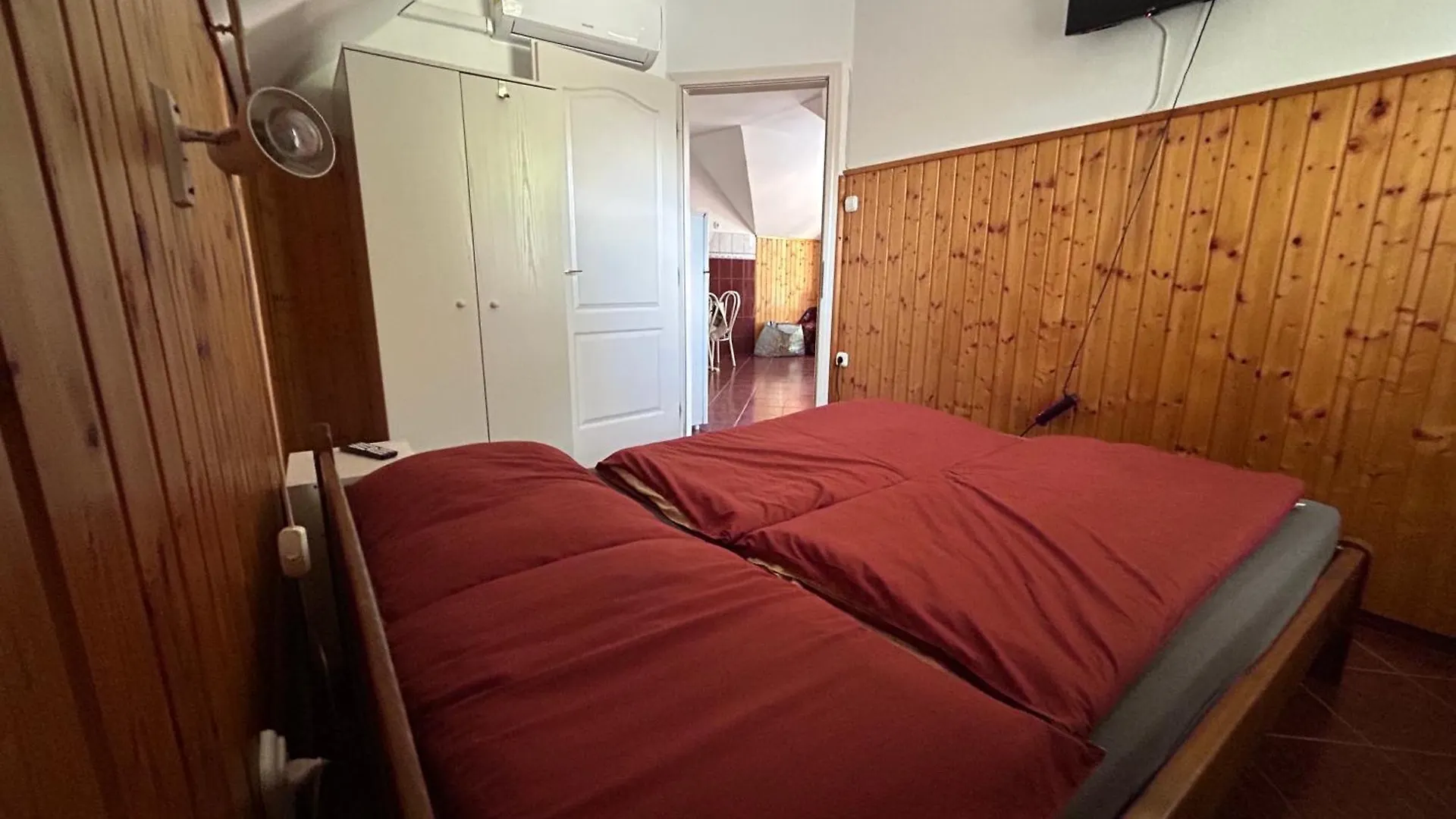Edu Apartman Hajduszoboszlo Apartment